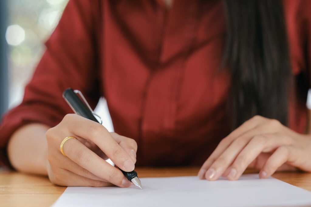 Signing lease